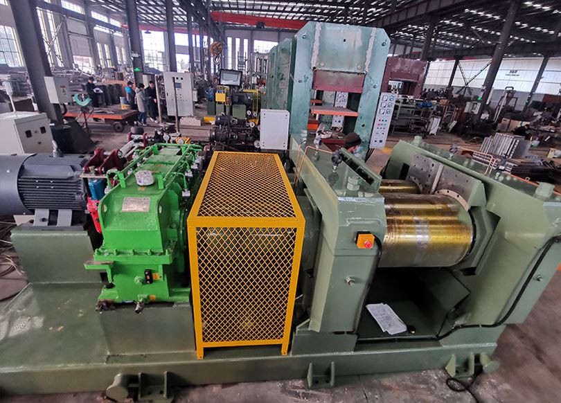 Kauçuk Rafineri Değirmeni Müşterinin Fabrikasına Geldi
